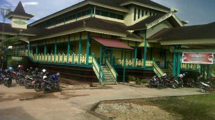 Rumah Adat Melayu di Kapuas Hulu (dok. KM)