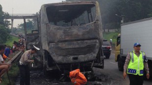 kebakaran bus po budiman