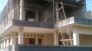 Rumah mewah milik PNS di bilangan Nanggewer, Cibinong, yang diduga berdiri di atas tanah milik negara (dok. KM)