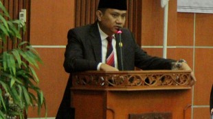 Ketua DPRD Kota Depok Hendrik Tangke Allo (dok. kominfo depok)