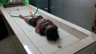 Jasad Seftiani (5) yang tenggelam terbawa hanyut setelah jatuh ke dalam gorong-gorong di Jl, A. Yani, Kota Bogor (dok. KM)