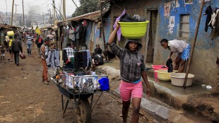 Perkampungan kumuh di Nairobi, Kenya, Afrika (dok. Reuters)