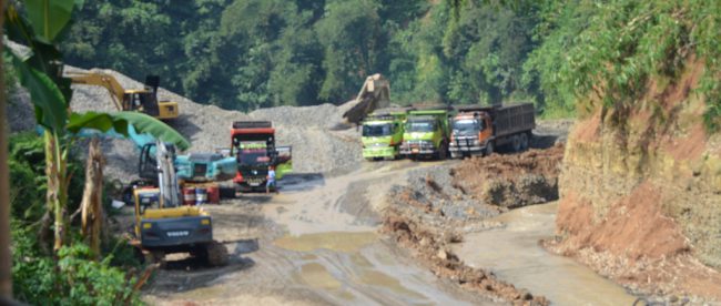 Aktivitas galian pasir ilegal di Rumpin, Kab. Bogor (dok. KM)