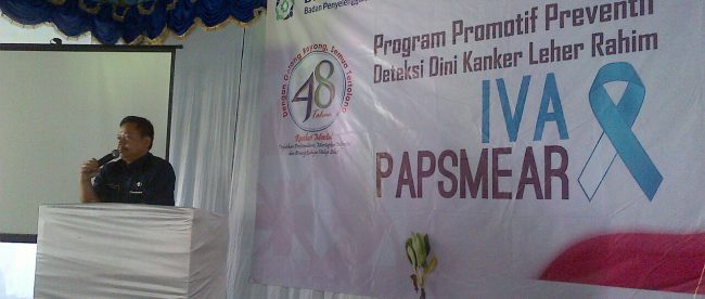Tim BPJS Kabupaten Bogor dan Dinas Kesehatan berikan pemahaman bahaya penyakit kangker leher rahim (dok. KM)