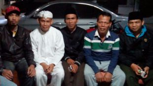 Sejumlah aktivis yang tergabung dalam Aliansi Masyarakat Penyelamat Bogor (AMPB) saat bertemu di Padepokan Kijalu, Pamijahan (dok. KM)