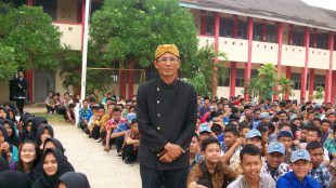 Kepsek SMKN 5 Mauk, Kab. Tangerang, Kamsono (dok. KM)