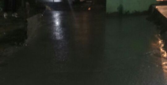 Pengecoran jalan lingkungan di Desa Tridayasakti, Kec. Tambun Selatan, Kab. Bekasi (dok. Putra/KM)