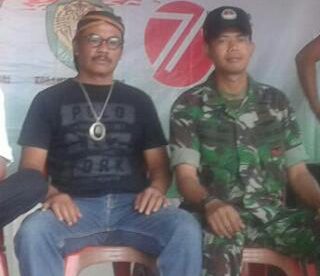 Ketua RW 07, Tiaji beserta Babinsa Tamansari, Pranowo (dok. Budi/KM)