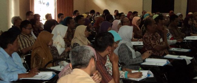 Peserta sosialisasi pengelolaan keuangan di SMK Daarussalaam, Cisaat Sukabumi Kamis 20/10 (dok. KM)