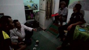 Pengurus Koperasi Rumpun Hijau dan perwakilan LSM GMBI adakan rapat terkait kerjasama pengelolaan koperasi (dok. Dian/KM)