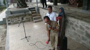 Kepala UPT Pendidikan Cigudeg saat pembukaan "Good Festival" di SMAN 1 Cigudeg, Bogor 13/12 (dok. KM)