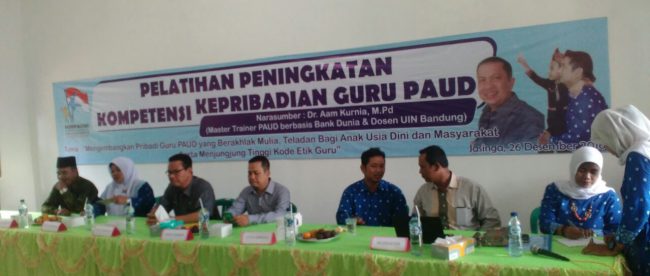 Pelatihan peningkatan kompetensi guru PAUD di Jasinga, Senin 26/11 (dok. KM)