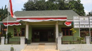 Kntor desa Babakan, kecamatan Ciseeng (stock0