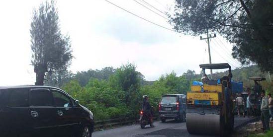 Proyek peningkatan jalan di Bogor (stock)