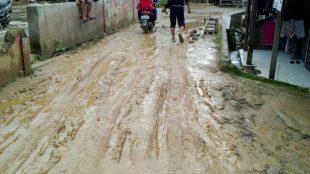 Kondisi jalan di desa Sukaluyu, kecamatan Nanggung (dok. KM)