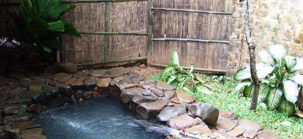 Kolam air panas di Taman Wisata Alam Gunung Pancar (stock)