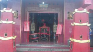 Persiapan menyambut Cap Go Meh di kelenteng Ho Tek Bio, Ciampea (dok. KM)