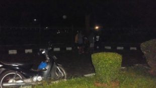 Suasana halaman Kantor Bupati Bogor saat malam hari (dok. KM)