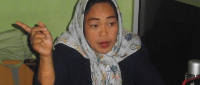 Kepala Sekolah SMP Al-Hasanah Mariah.MPd saat memberi keterangan pada kupasmerdeka (dok. KM)