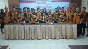 Jajaran kepengurusan organisasi Laskar Muda Hanura pada acara deklarasi LASMURA, Cisarua 29/3 (dok. KM)