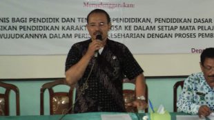 Camat Beji, Depok, Ues Suryadi (dok. KM)