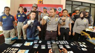Polres Bogor menggelar konferensi pers terkait pengungkapan tindak pidana pengedaran narkoba di wilayah hukum Polres Bogor, Selasa 6/6 (dok. KM)
