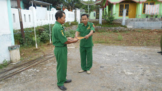 KAdes Cibitung, Kecamatan Segaranten, Sukabumi, Khoerudin (kiri) (dok. Desa Cibitung)