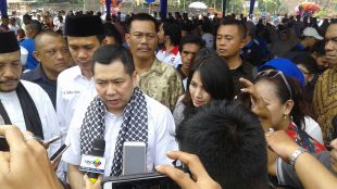 Ketua Umum PArtai Perindo Hary Tanoesoedibjo saat memberikan keterangan kepada wartawan usai acara bakti sosial Perindo di Desa Wates Jaya, Cigombong, Bogor (dok. KM)