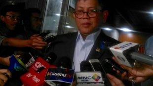 Politisi Partai Nasional Demokrat, Taufiqulhadi saat memberikan keterangan pers usai rapat Pansus, Kamis 31/8 (dok. KM)