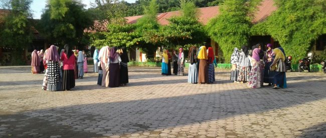 Remaja SMA mengikuti pelatihan kepemimpinan yang diadakan oleh KAPMI Aceh Tenggara, Minggu 27/8 (dok. KM)