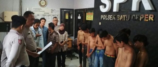 Tim Buser dan Tim Sabhara Polsektro Batuceper berhasil bubarkan aksi tawuran dan amankan 9 orang remaja (dok. KM)