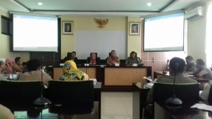 Kiri-kanan: Adit Prabowo (Moderator), Koordinator MPB Atik Yulisetiawati, Kadis PUPR Bogor Yani Hasan, Mayor Inf Suntoro (dok. KM)