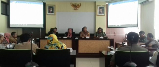 Kiri-kanan: Adit Prabowo (Moderator), Koordinator MPB Atik Yulisetiawati, Kadis PUPR Bogor Yani Hasan, Mayor Inf Suntoro (dok. KM)
