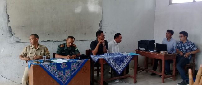 Sosialisasi SUTT 150 KV terkait pembayaran tanah masyarakat yang terkena jalur di Desa Sipak, Kecamatan Jasinga (dok. KM)