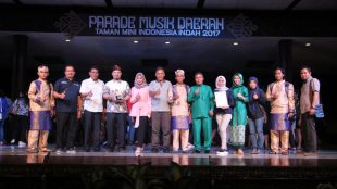 Tim Kesenian Jambi pada PArade Musik Nusantara TMII 2017 (dok. KM)