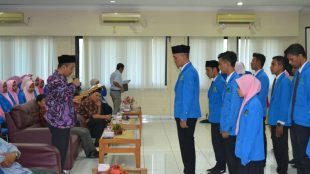 Senat Fakultas Ushuluddin UIN AAr-Raniry lantik DEMA dan HMP (dok. KM)