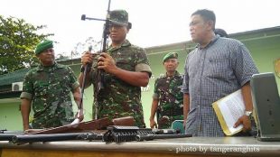 Senjata airsoft gun yang diamankan Kodim Tangerang dari warga yang awalnya diduga terkait jaringan teroris (dok. KM)