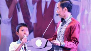 Presiden Joko Widodo saat memberikan sambutan saat penyuluhan kepada para pelajar DKI Jakarta di JI Expo Kemayoran, Rabu 11/10
