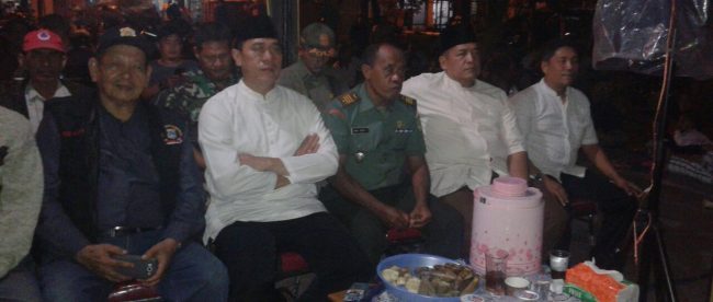 Suasana nobar film G30S/PKI di Kelurahan Cawang, Sabtu 30/9 (dok. KM)