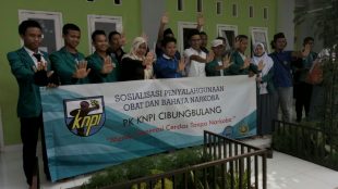KNPI PK Cibungbulang gandeng BNN Kabupaten Bogor dan Dinas Sosial Kabupaten Bogor adakan sosialisasi bahaya penggunaan narkoba di MI Al Qolam, Sabtu 21/10 (dok. KM)