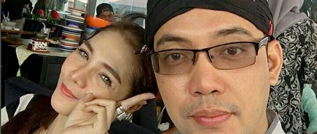 PAsangan kekasih Sandy Tumiwa dan Shinta Bebi (stock)