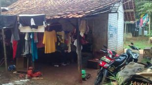 Rumah yang ditempati kakek Namin di Kelurahan Jatiraden, Kecamatan Jatisampurna, Kota Bekasi (dok. KM)