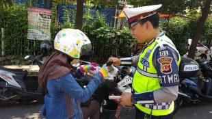 Operasi Zebra yang pimpin KBO Sat Lantas Polresta Bogor Kota berhasil menjarin pengandara yang tidak melengkapi surat-surat kendaraan (dok. KM)