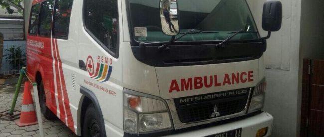 Ambulan RS Medika Dramaga (stock)