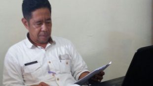 Ketua Pokja Desa Rawa Panjang Amir Husein saat ditemui KM, Rabu 13/12 (dok. KM)