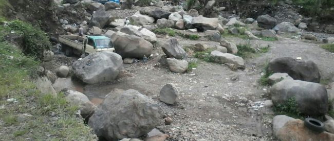 Lokasi galian batu dan pasir ilegal di Kecamatan Tamansari, Bogor (dok. KM)