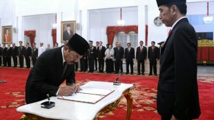 Pelantikan Djoko Setiadi sebagai Kepala Badan Siber dan Sandi Negara (BSSN) di Istana Negara, Rabu 3/1 (dok. KM)