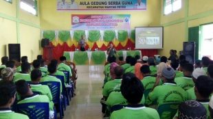 Suasana 150 orang dari 10 Desa Kecamatan Manyak Payed Aceh Tamiang terima Sosialisasi Wawasan Kebangsaan, Rabu 3/1 (dok. KM)
