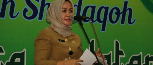 Kepala BAZIS Jakarta Selatan, Sutriana Lela