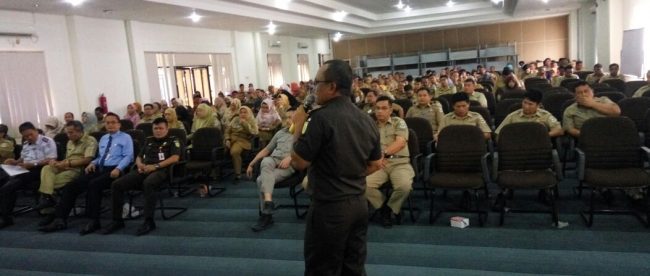 Kajari Kota Pangkalpinang Sosialisasi Tupoksi TP4D di ruangan Aula OR Kantor Walikota Pangkalpinang, Selasa 23/1 (dok. KM)